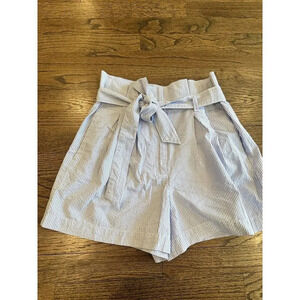 J.Crew Sack Style shorts Size 4 tie belt Blue & White Pin Stripes 1094